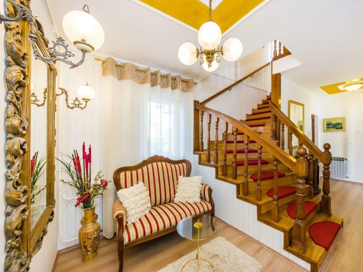 Navis Luxury Villa ヴォディツェ エクステリア 写真