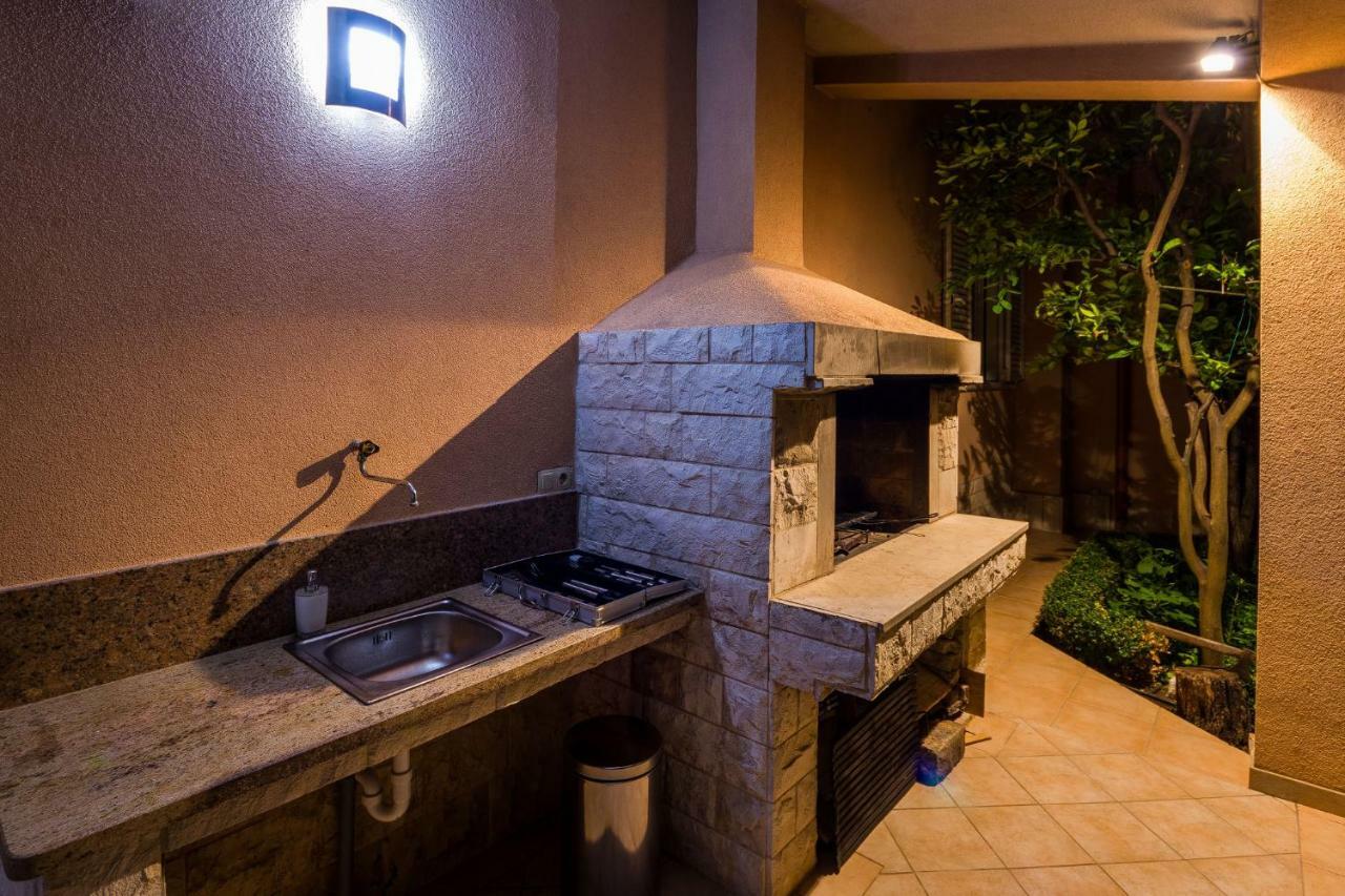 Navis Luxury Villa ヴォディツェ エクステリア 写真