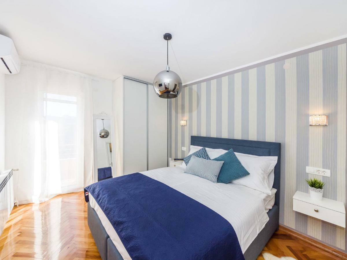 Navis Luxury Villa ヴォディツェ エクステリア 写真